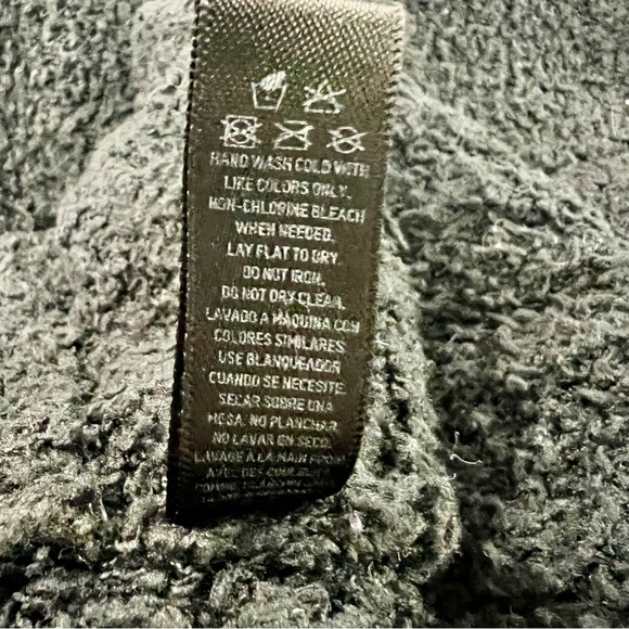 Skims Cozy Knit Boucle Teddy High Waisted Shorts Black Onyx L/XL - Picture 8 of 16